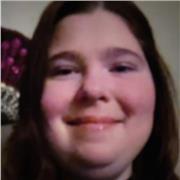 I'm a dance teacher, I give online lessons.